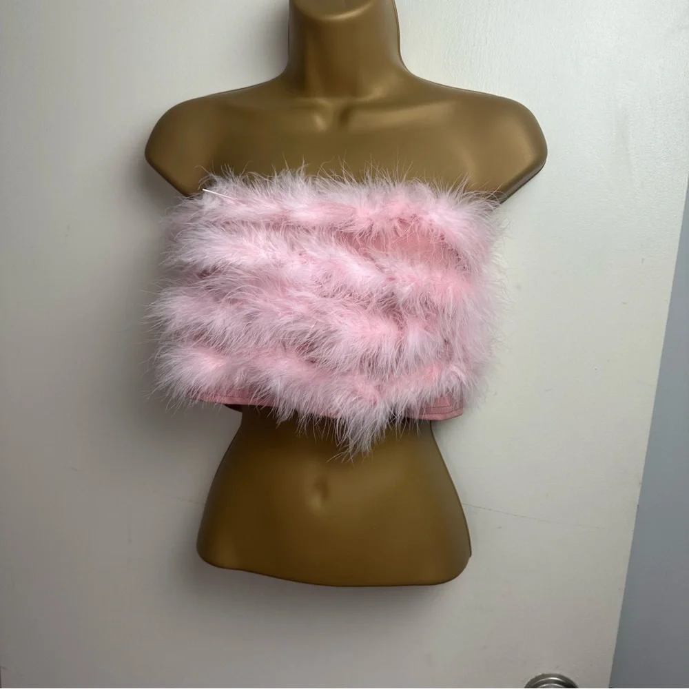I Saw It First Blush Pink Feather Front Kawaii Bandeau Tube Cropped Top NWOT 10‎ - Picture 4 of 14
